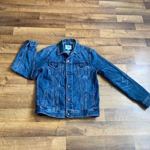 Old Navy Jean jacket size S